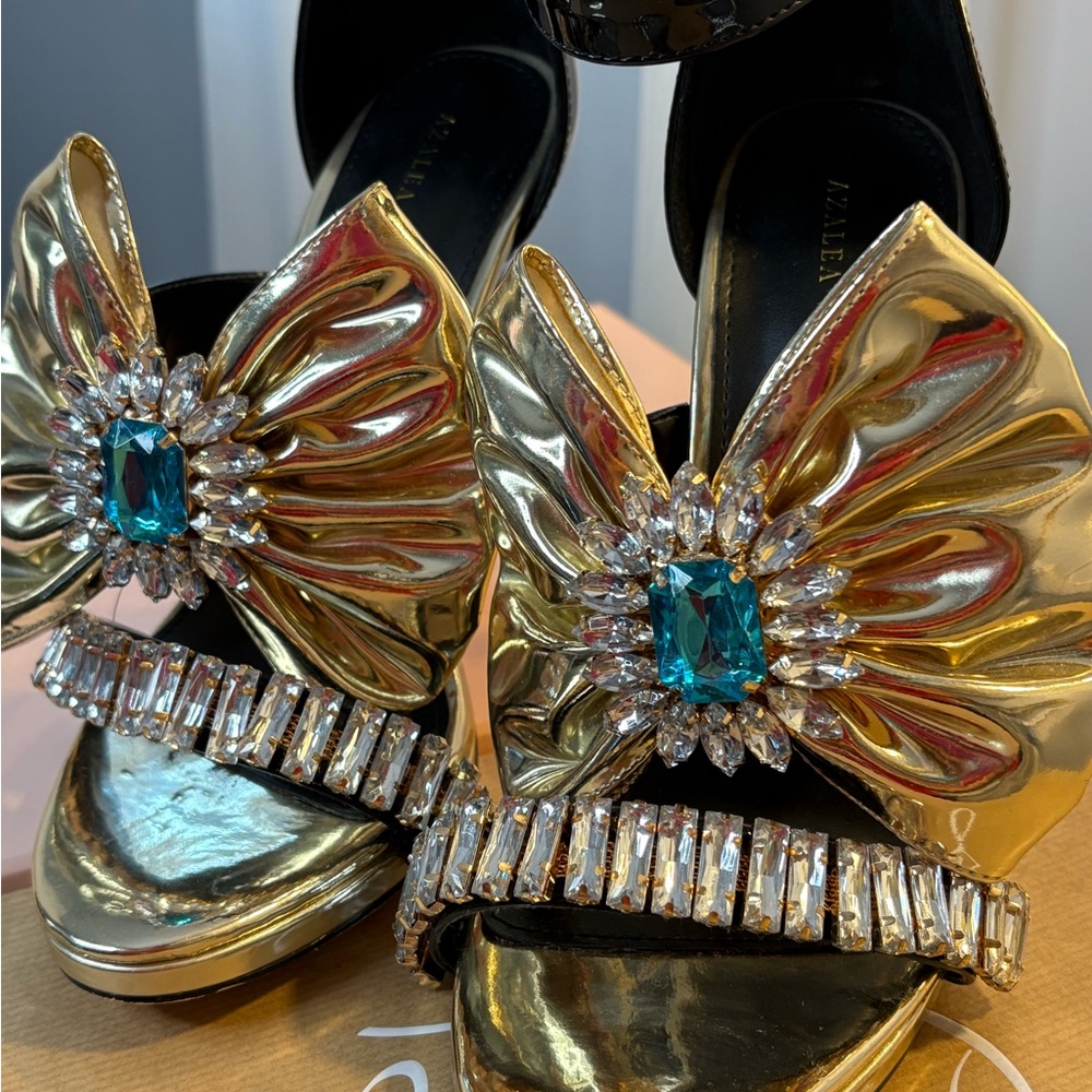 Elegant Gold and Black Embellished Heels